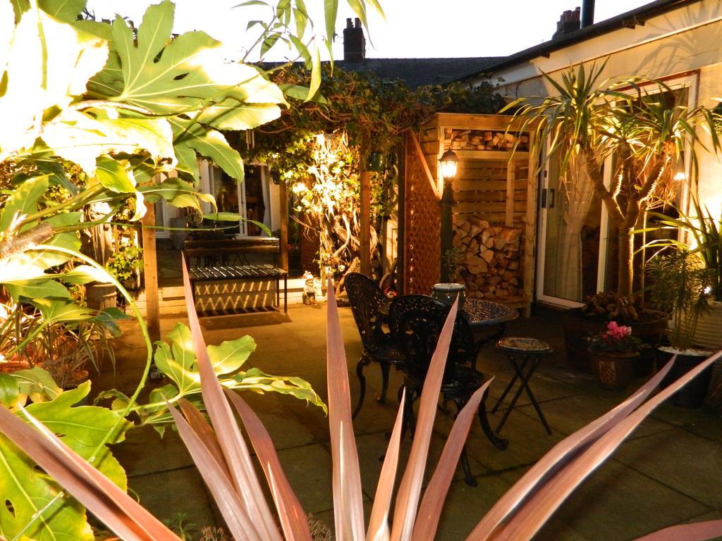 Abbey Court Guest House Carlisle (Cumbria) Exterior foto